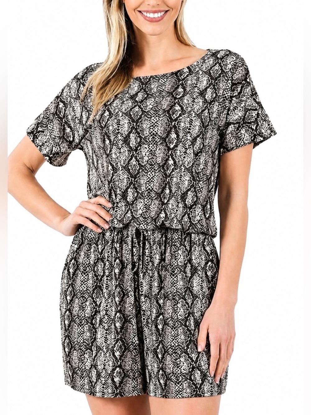 Zenana snakeskin print romper, XL